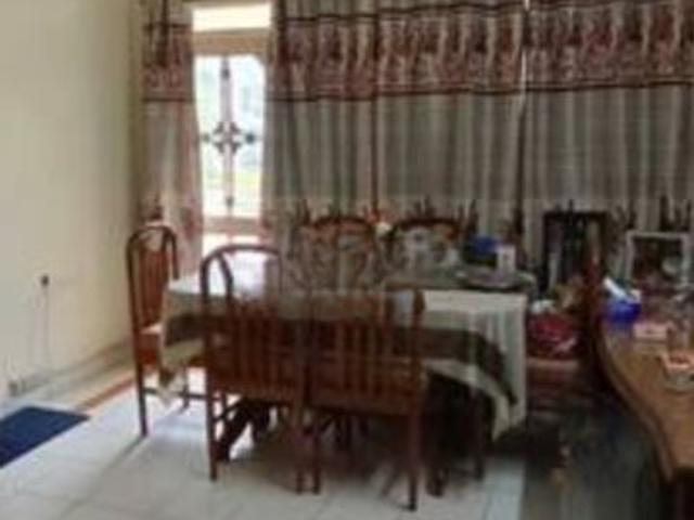 Flat for sale in Aminabad, Lucknow