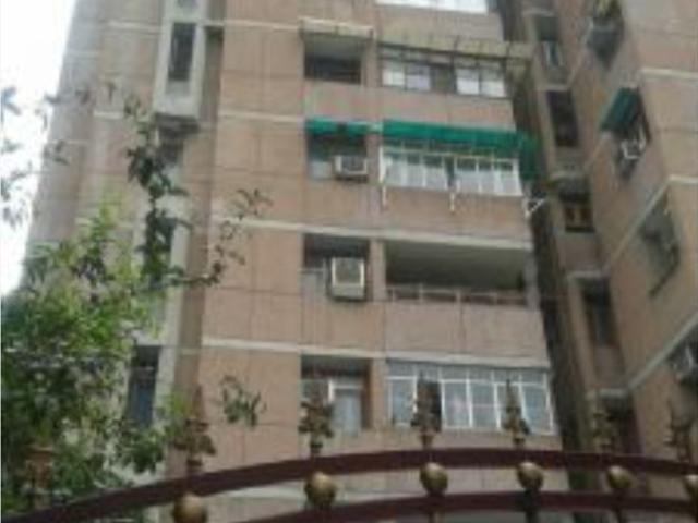 Flat for sale in East Delhi, Deri