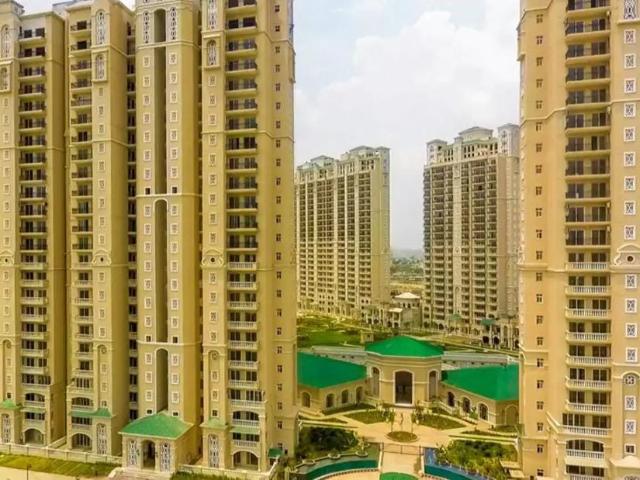 Flat for sale in AMPM Fashions Private Limited, Noida