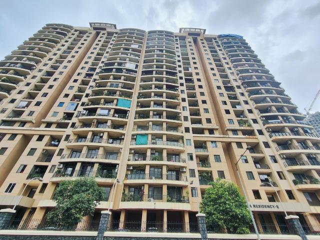 Flat for sale in Mumbai Zone 4, Mumbai Suburban District