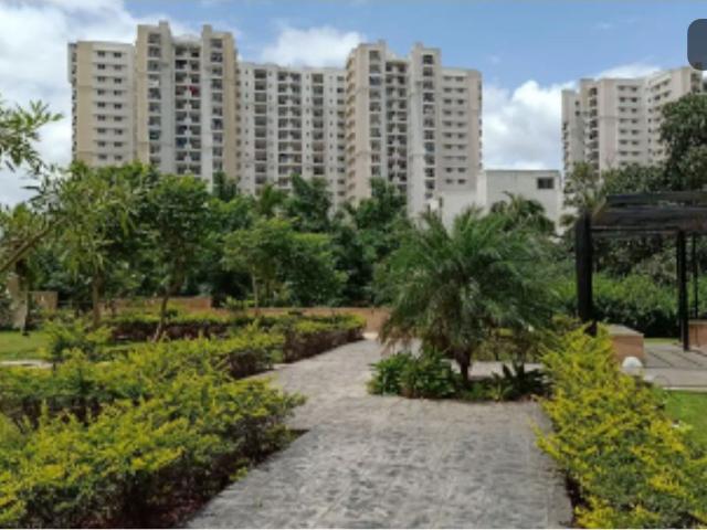 Flat for sale in Prestige Tranquility Apartments, Bommenahalli