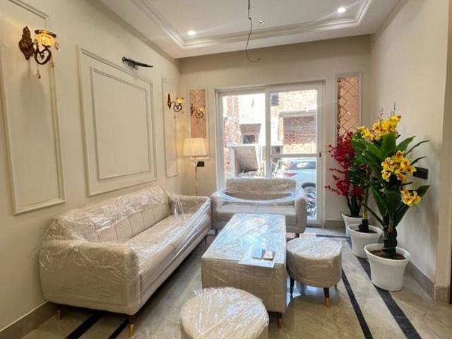 Flat for sale in Sector 127, Kharar
