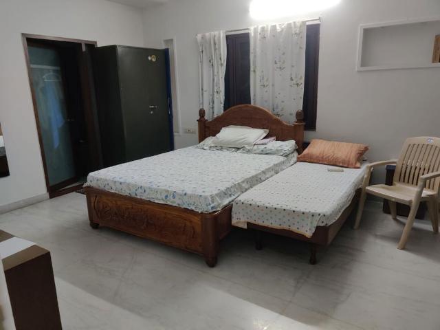 Flat for sale in Tarakrama Nagar, Hyderabad