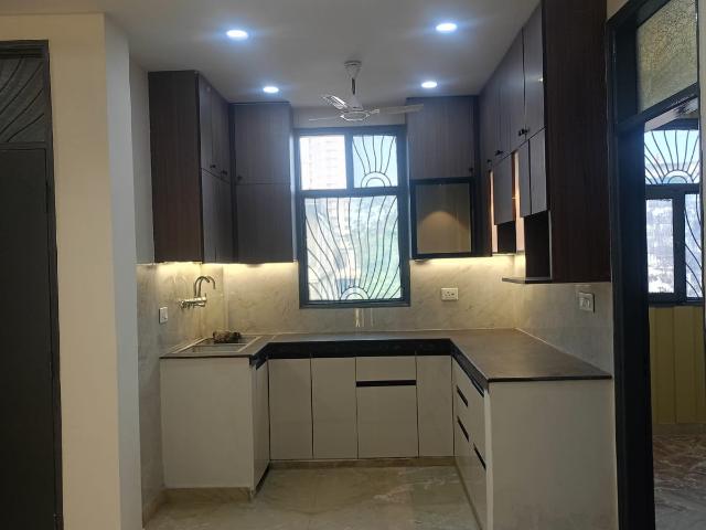 Flat for sale in Vaishali, Ghaziabad