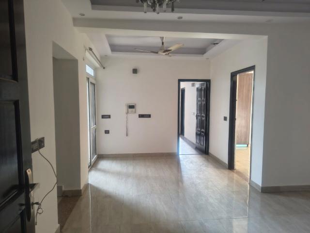 Flat for sale in Vaishali, Ghaziabad