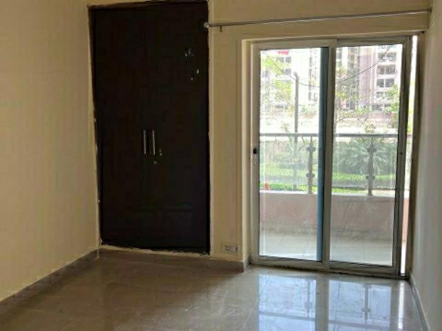 Flat for sale in Officer City, Ghaziabad