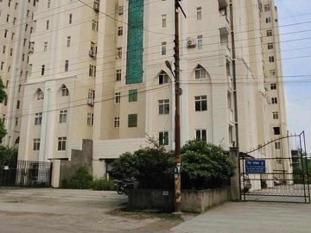 Flat for sale in Vrindavan, Usar Barauli