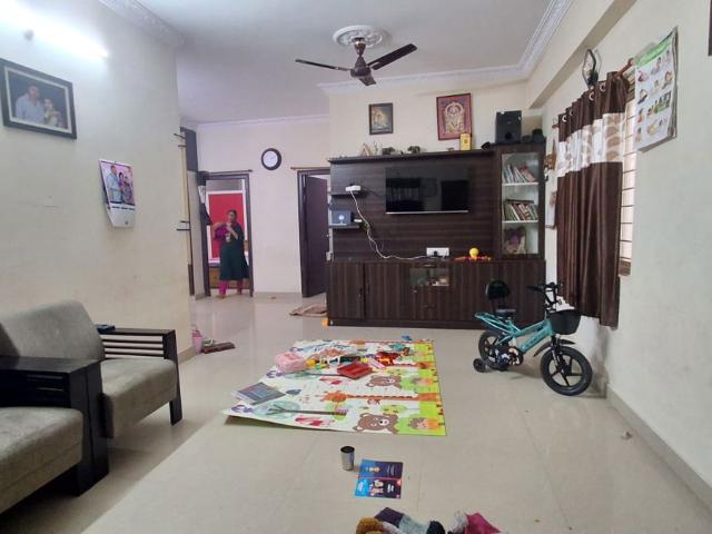 Flat for sale in Usha Officers Colony, Hyderabad