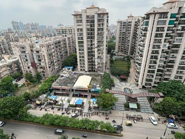Flat for sale in Bulland Heights, Ghaziabad