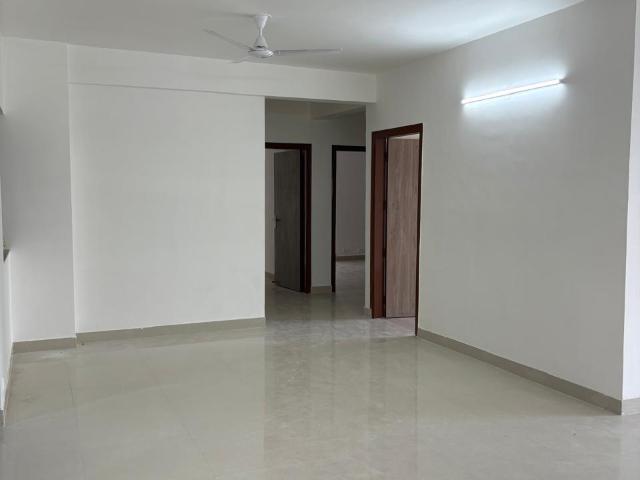 Flat for sale in South West Delhi, Deri