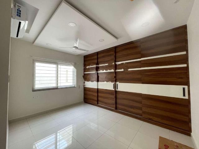 Flat for sale in Lakdi-ka-pul, Hyderabad