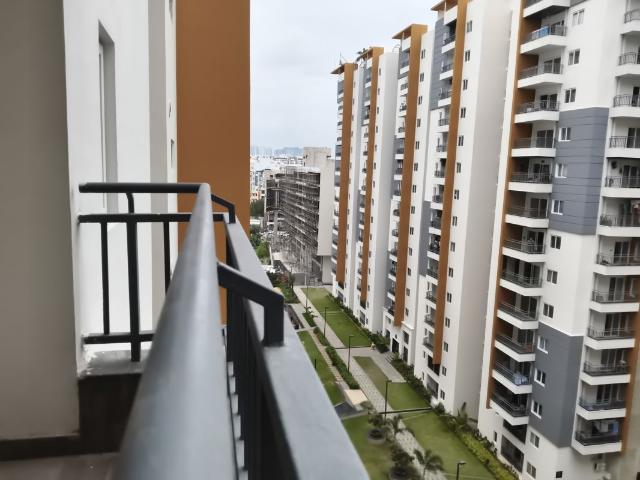 Flat for sale in Greenlands, Manchirevula