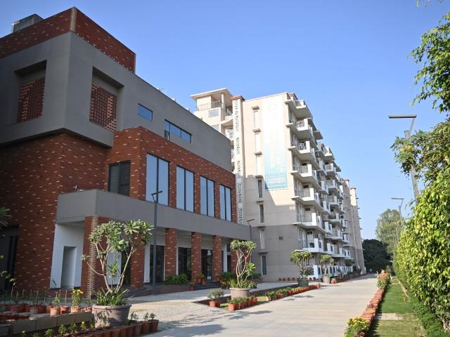 Flat for sale in Dera Bassi, Sahibzada Ajit Singh Nagar