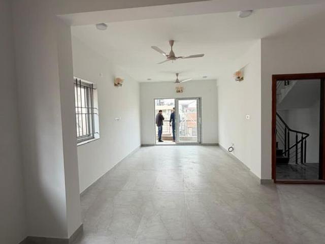 Flat for sale in High Grounds, Bengaluru