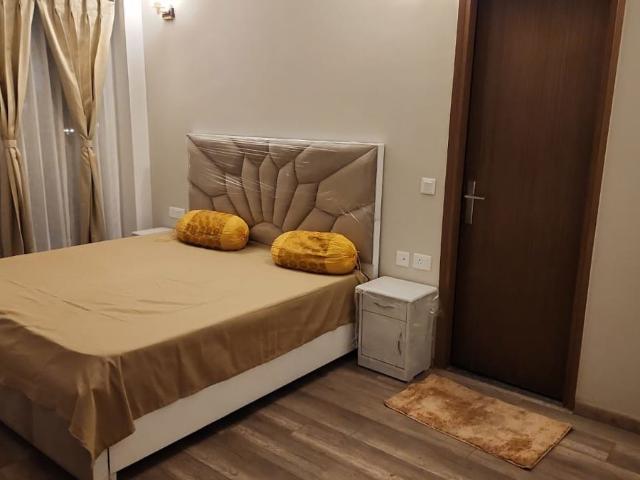 Flat for sale in Noida, Gautam Buddha Nagar