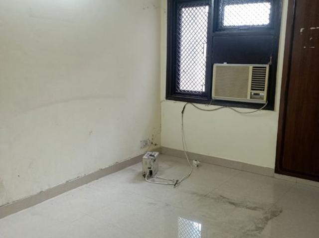 Flat for sale in South West Delhi, Deri