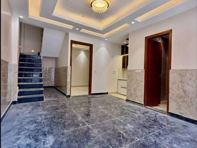 House for sale in West Delhi, Deri