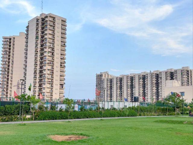 Flat for sale in Hariana