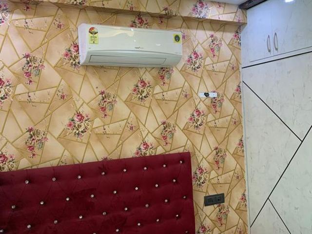Flat for sale in Old Faridabad, Faridabad