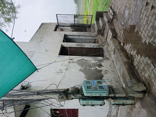 House for sale in Hariana