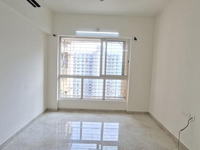 Flat for sale in Lodha Amara, Thane