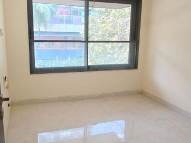 Flat for sale in Khar, Mumbai