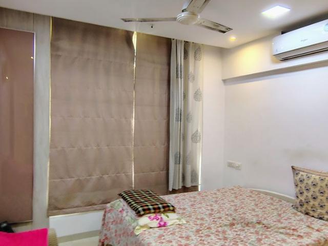 Flat for sale in Hiranandani Estate, Thane