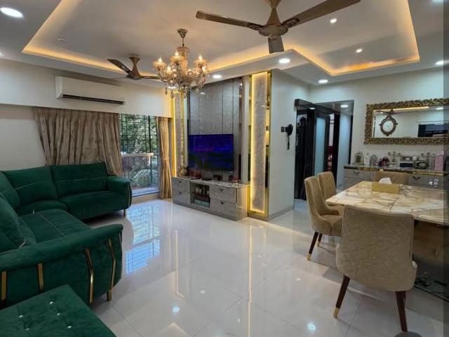 Flat for sale in Andheri West, Mumbai