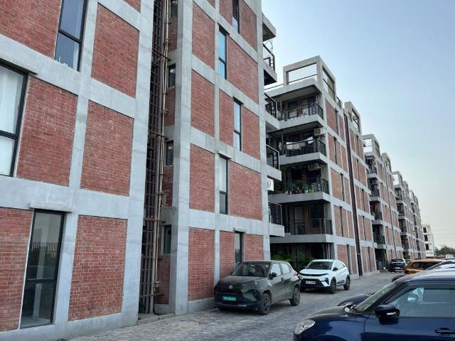 Flat for sale in Sohna, Gurugram