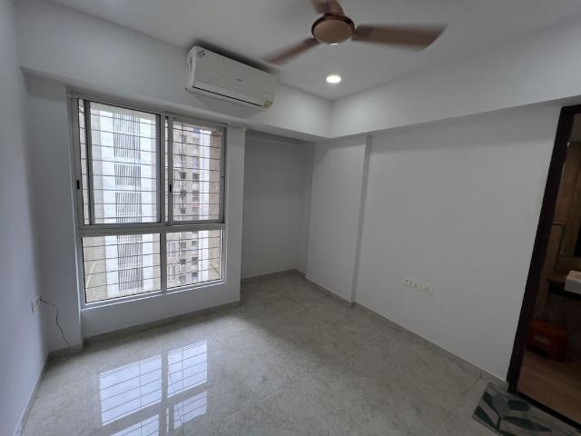 Flat for sale in Dosti West County, Thane