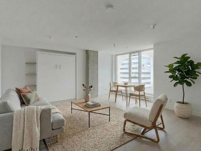 Flat for sale in Jogeshwari West, Mumbai