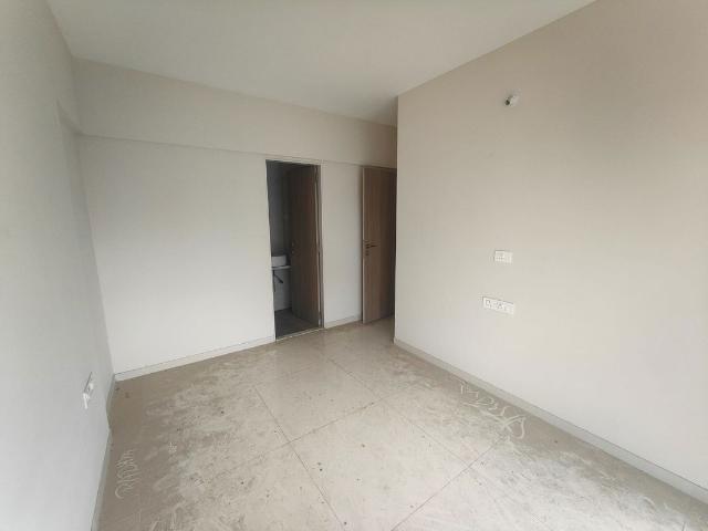 Flat for sale in Khar, Mumbai