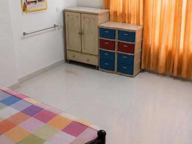 Flat for sale in Goregaon West, Mumbai Suburban District