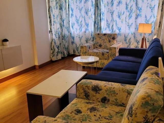Flat for sale in Santacruz West, Mumbai