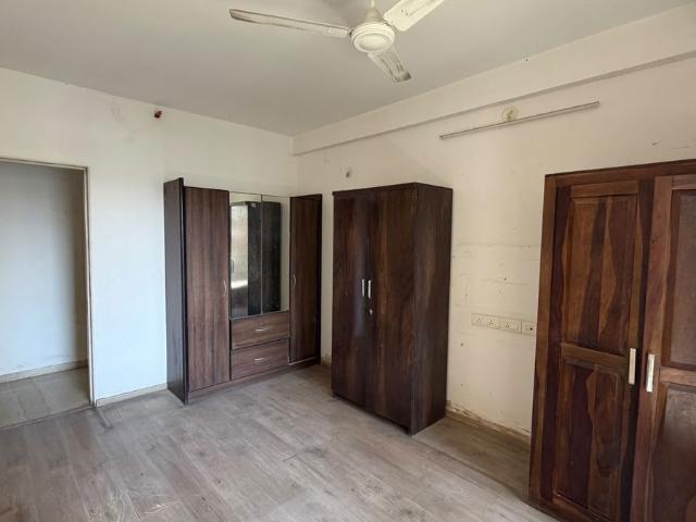 Flat for sale in Bandra East, Mumbai