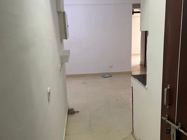 Flat for sale in Sector 19, Faridabad