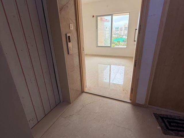 Flat for sale in Goregaon East, Mumbai Suburban District