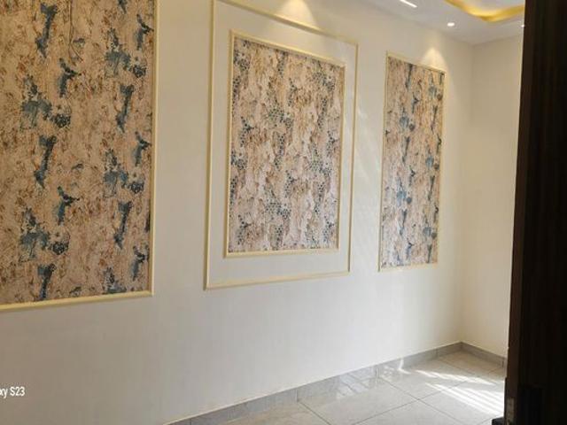 Flat for sale in Jogeshwari West, Mumbai