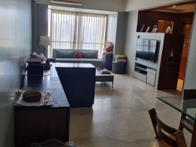 Flat for sale in Cumballa Hill, Mumbai City District