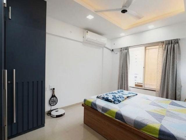 Flat for sale in Mangalwar Peth, Pune
