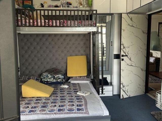 Flat for sale in Byculla East, Mumbai City District