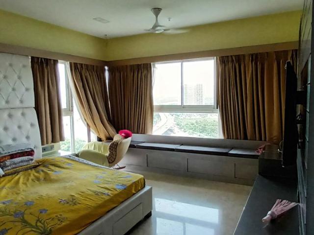 Flat for sale in Bhakti Park, Mumbai