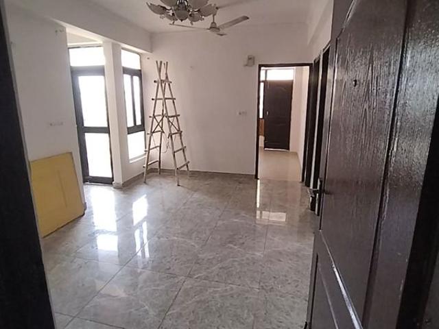 Flat for sale in Ghaziabad