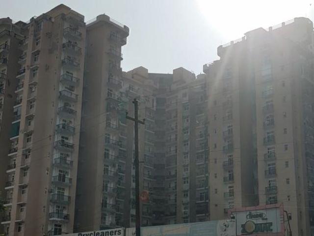 Flat for sale in Sector 120, Noida
