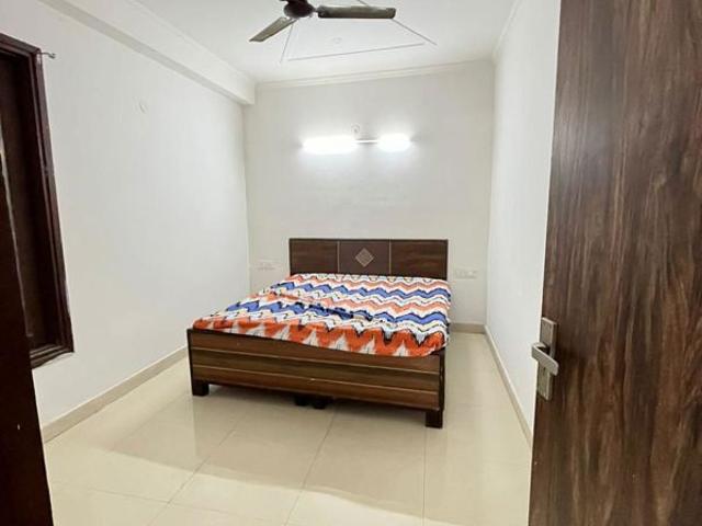 Flat for sale in Vishwakarma Colony, Delhi