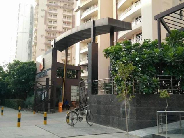 Flat for sale in Supertech Livingston, Ghaziabad