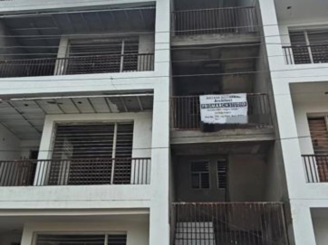 Flat for sale in Sector 124, Noida