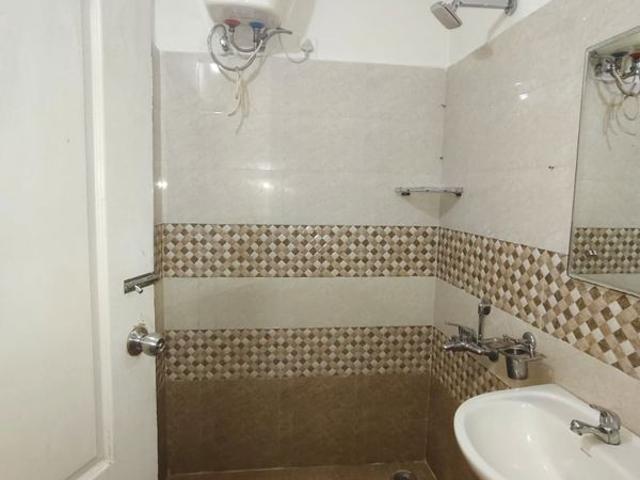 Flat for sale in Madinaguda, Hyderabad