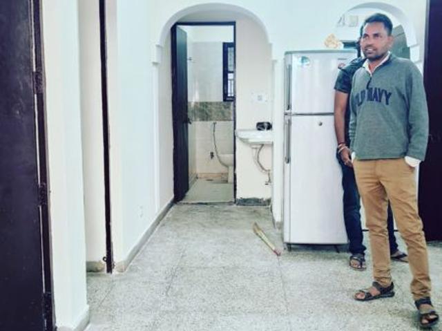 Flat for sale in Dwarka, Delhi