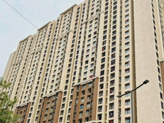 Flat for sale in Dosti West County, Thane
